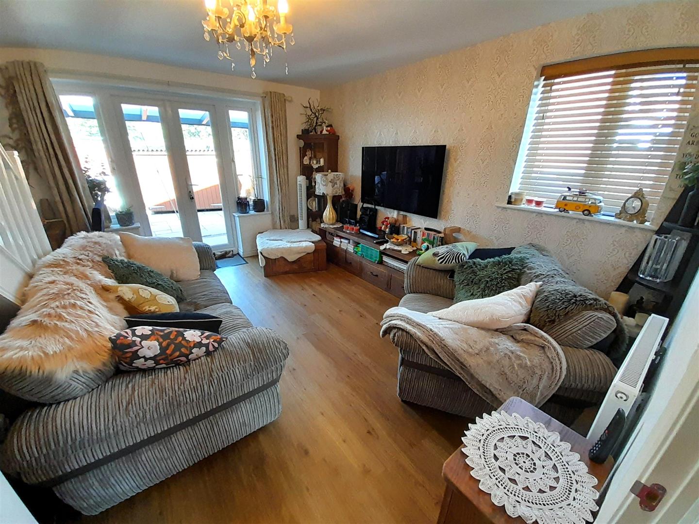 Stryd Bennett, Llanelli, SA15 4DQ